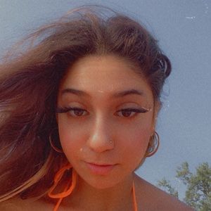 Meet your Posher, Tori